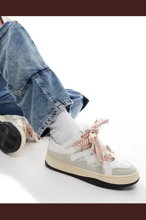 Steve Madden Roaring trainers in off white and beige