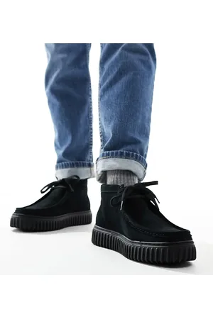Clarks Torhill hi boots in suede