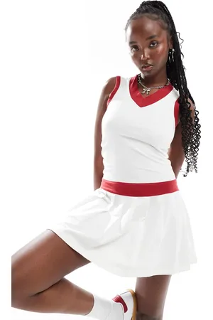 Daisy Street Drop waist pleated mini tennis dress in red contrast