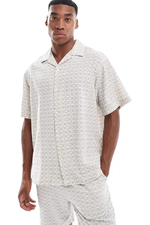 SELECTED Revere collar crinkle shirt with all over print in cream and navy