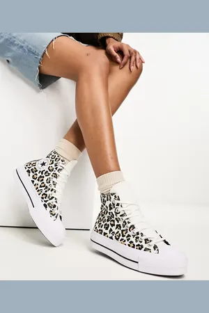 Converse Chuck Taylor All Star Lift Hi trainers in leopard print