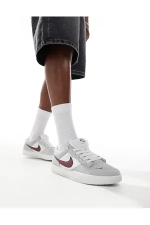 Nike Force 58 trainers in and red