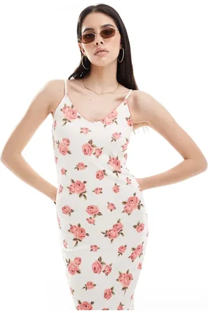 Y.A.S Y.A.S slinky rib cami maxi dress with v neck in spaced vintage rose print