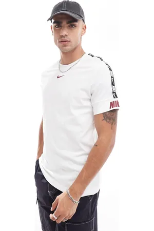 Nike Repeat logo t-shirt in