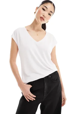 VERO MODA V-neck t-shirt in
