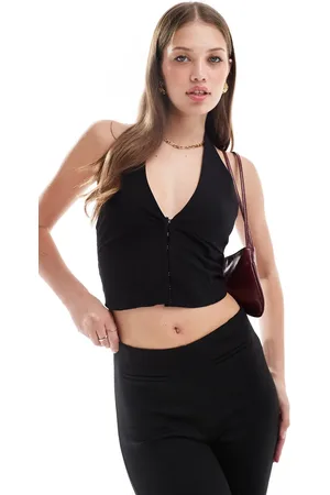 Pull&Bear Bengaline hook & eye detail halterneck top in