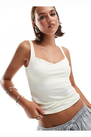 MANGO Ribbed sweetheart vest in