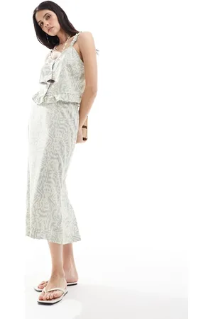 VERO MODA Linen blend midi skirt co-ord in abstract print