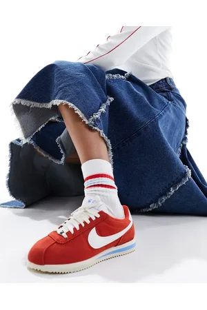 Nike Cortez TXT trainers in and white