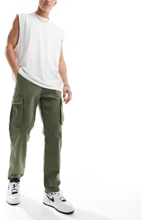 Bershka Cargo trouser in khaki