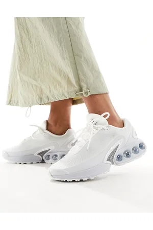 Nike Air Max DN unisex trainers in and silver