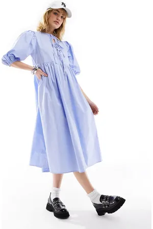 Glamorous Tie front midi smock dress in micro stripe