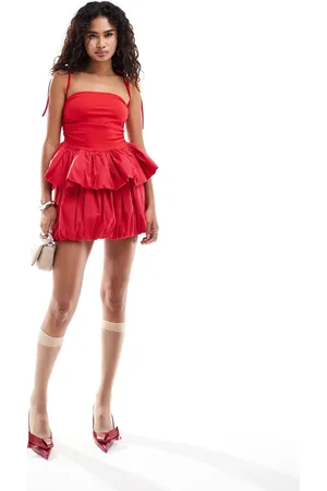 Amy Lynn Ultra mini puffball skirt in cherry