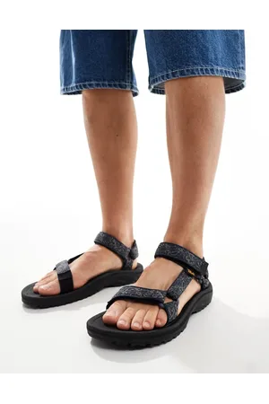 Teva Winsted sandals in retro print