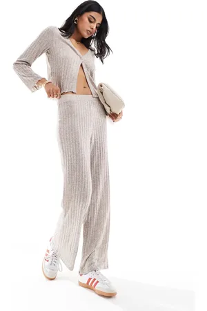 Pieces® Ribbed jersey wide leg trouser co-ord in beige melange