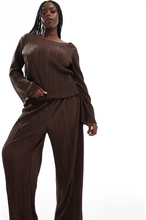 VERO MODA Plisse wide leg trouser co-ord in chocolate