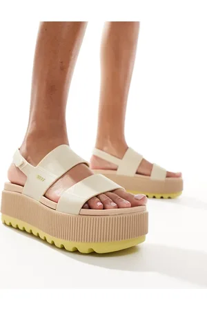 Reef Vista Hi sandals in beige exclusive to ASOS
