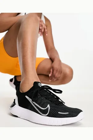 Nike Free Run NN trainers in