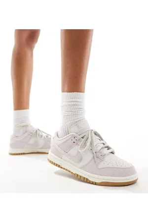 Nike Dunk Low NN premium trainers in and violet