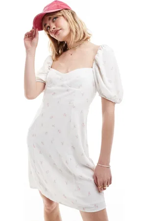 Glamorous Mini rose print puff sleeve mini dress in