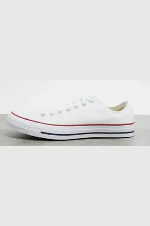 Converse Chuck Taylor All Star Ox Wide Fit trainers in
