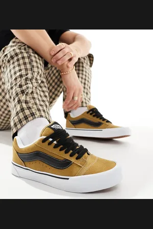 Vans Knu Skool trainers in suede