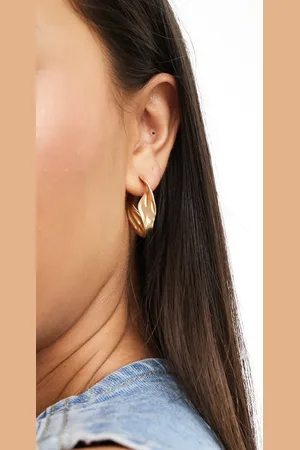 SVNX Half moon hoops with melted metal detail
