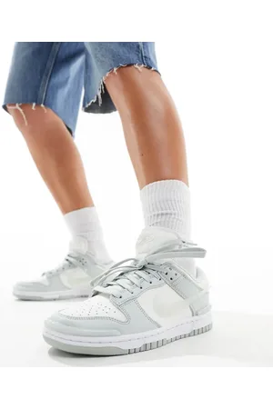 Nike Dunk Low Twist trainers in off and grey
