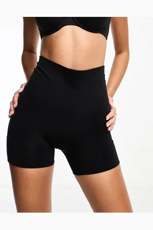Gilly Hicks Shaping short in