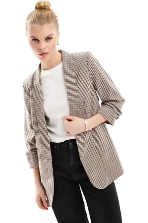 Pieces® Ruched sleeve blazer in check