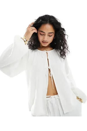 Iisla & Bird Tie front raglan sleeve beach top co-ord in