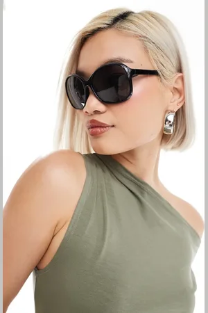 Monki Oversized round sunglasses in
