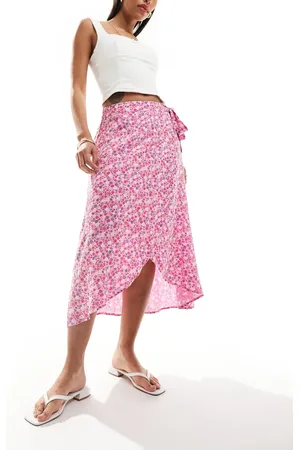 Pieces® Wrap midi skirt in pink floral