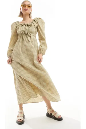 Glamorous Bow front ruched detail maxi smock dress in check