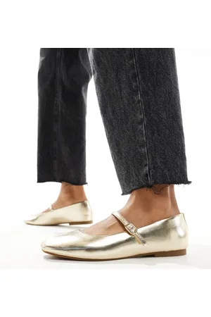 Stradivarius Minimal ballet shoe in