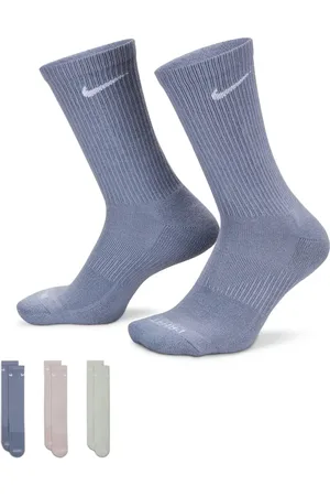 Nike Everyday Cushioned Plus 3 pack crew socks in
