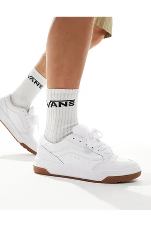 Vans Hylane chunky trainers in with gum sole