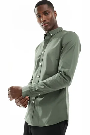New Look Long sleeve muscle fit shirt in khaki