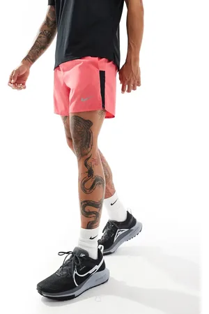 Nike Challenger Dri-FIT 5 inch shorts in