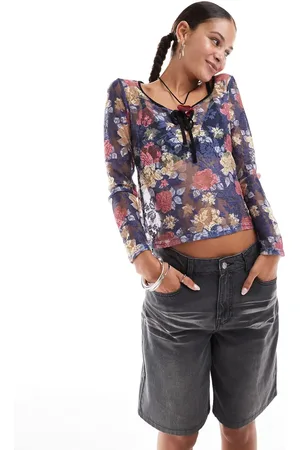 Daisy Street Long sleeve round neck lace top with keyhole tie detail