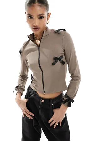 Fashionkilla Ribbed zip through contrast bow detail jumper in mocha