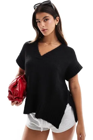Miss Selfridge Knitted vest in