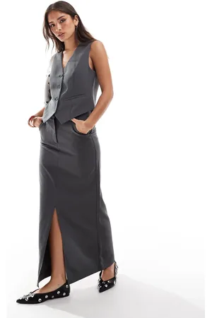 Pieces® Tailored slit front maxi skirt co-ord in magnet