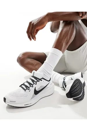Nike Air Zoom Pegasus 41 trainers in and black