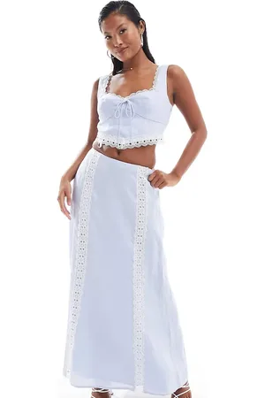 Forever New Corset style lace top co-ord in baby