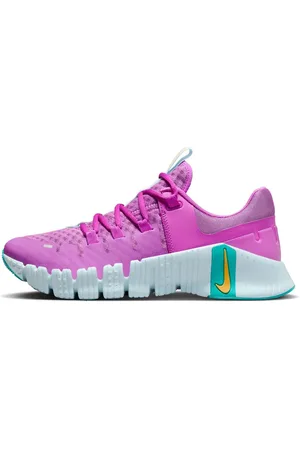 Nike Free Metcon 5 trainers in hyper violet
