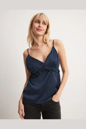 NA-KD Plisse cami top in