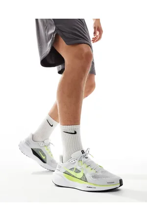 Nike Air Zoom Pegasus 41 trainers in and yellow