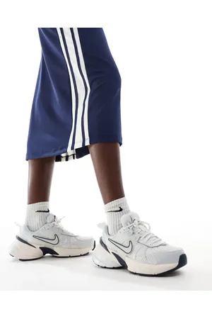 Nike V2K trainers in pure platinum