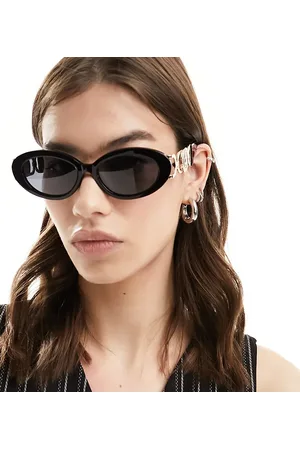 Reclaimed Limited edition 90s oval sunglasses in acetate